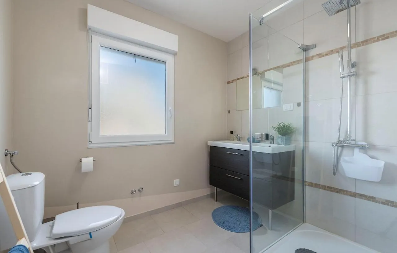 פורץ Villa Frontera Croatia 0*,  קרואטיה